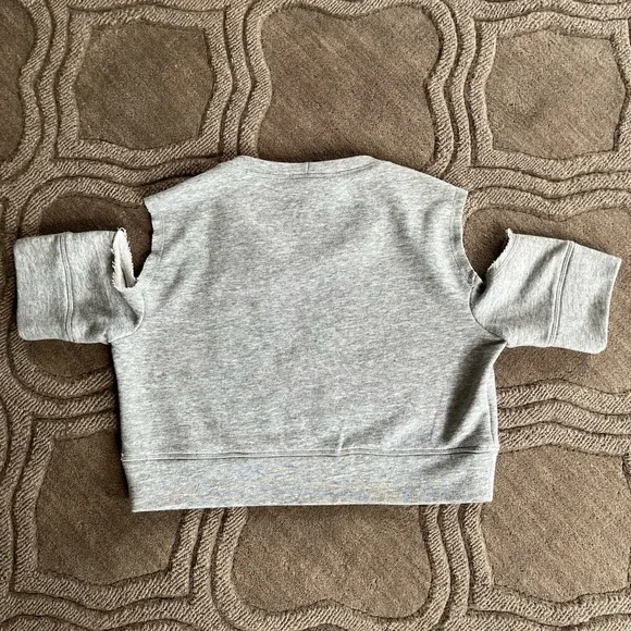 BCBG Crop Top - Picture 4 of 4